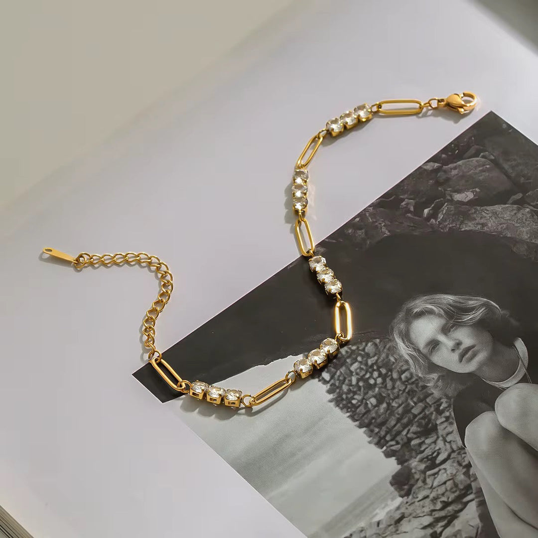 Bracelet à trois pierres précieuses