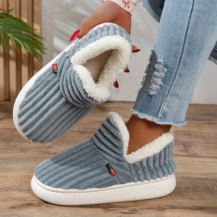 Chaussons en peluche CozyStep